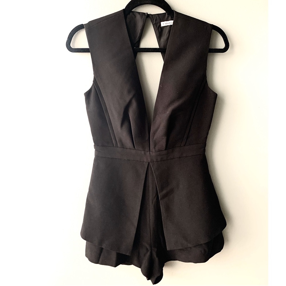 Finders Keepers Black Romper Jumpsuit 🖤🔝